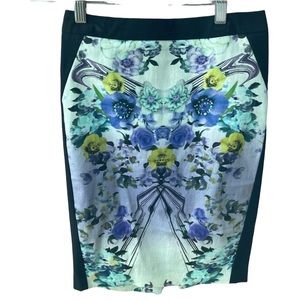 Guess by Marciano floral pencil skirt size 0